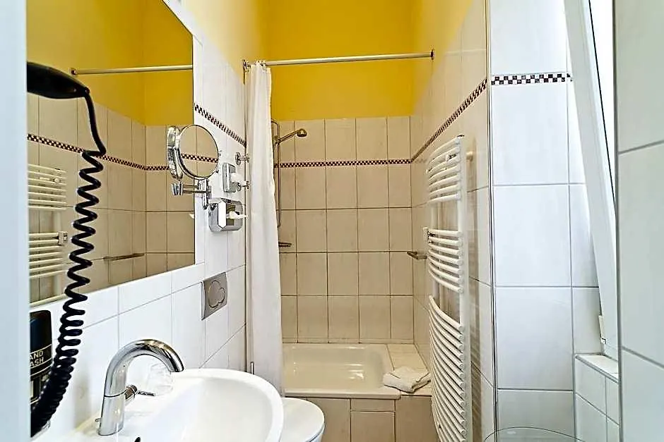 Hotel Vivaldi Berlin am Kurfürstendamm-1